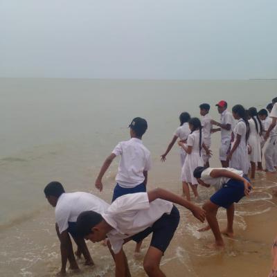  ද්විතීක  අංශයේ චාරිකාව